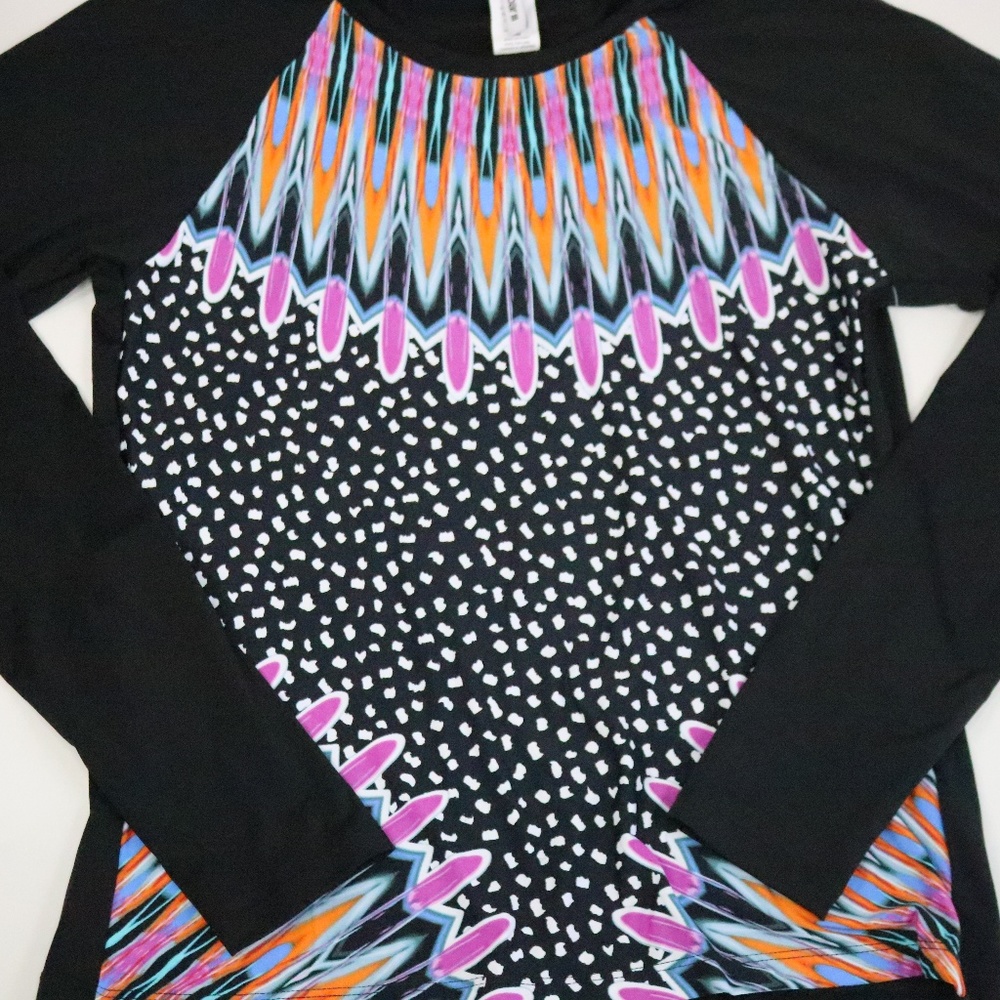 NWT Bar III Rash Guard Long Sleeve Top - L- L09 - Picture 2 of 3